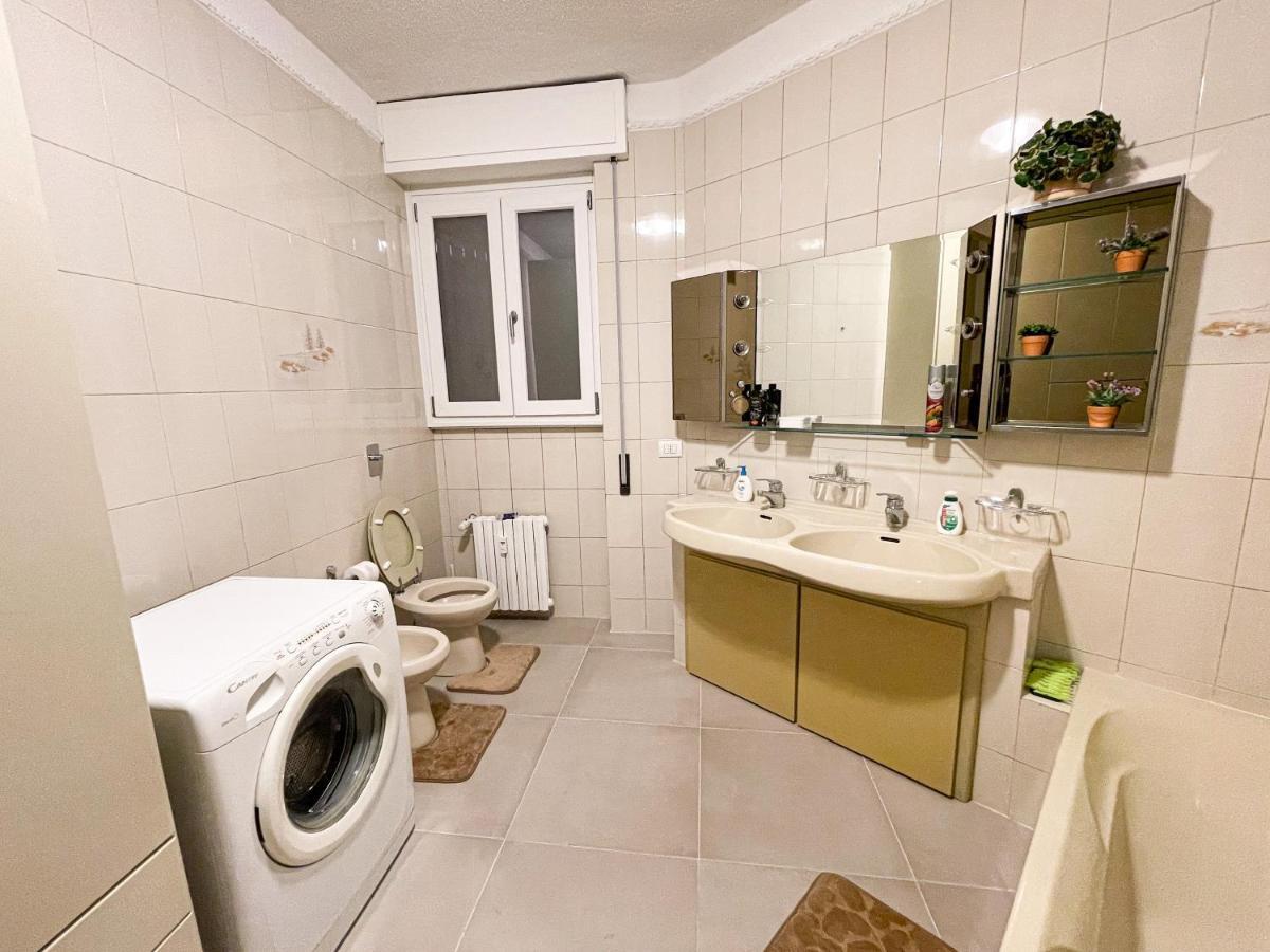 Accogliente Camera A Milano Exterior photo